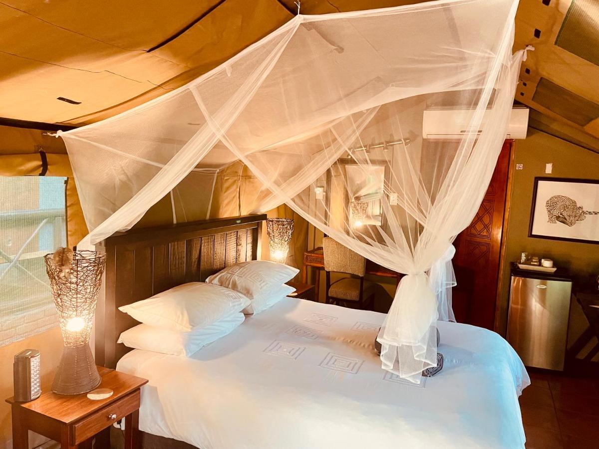 Nyala Luxury Safari Tents Campismo de Luxo Marloth Park