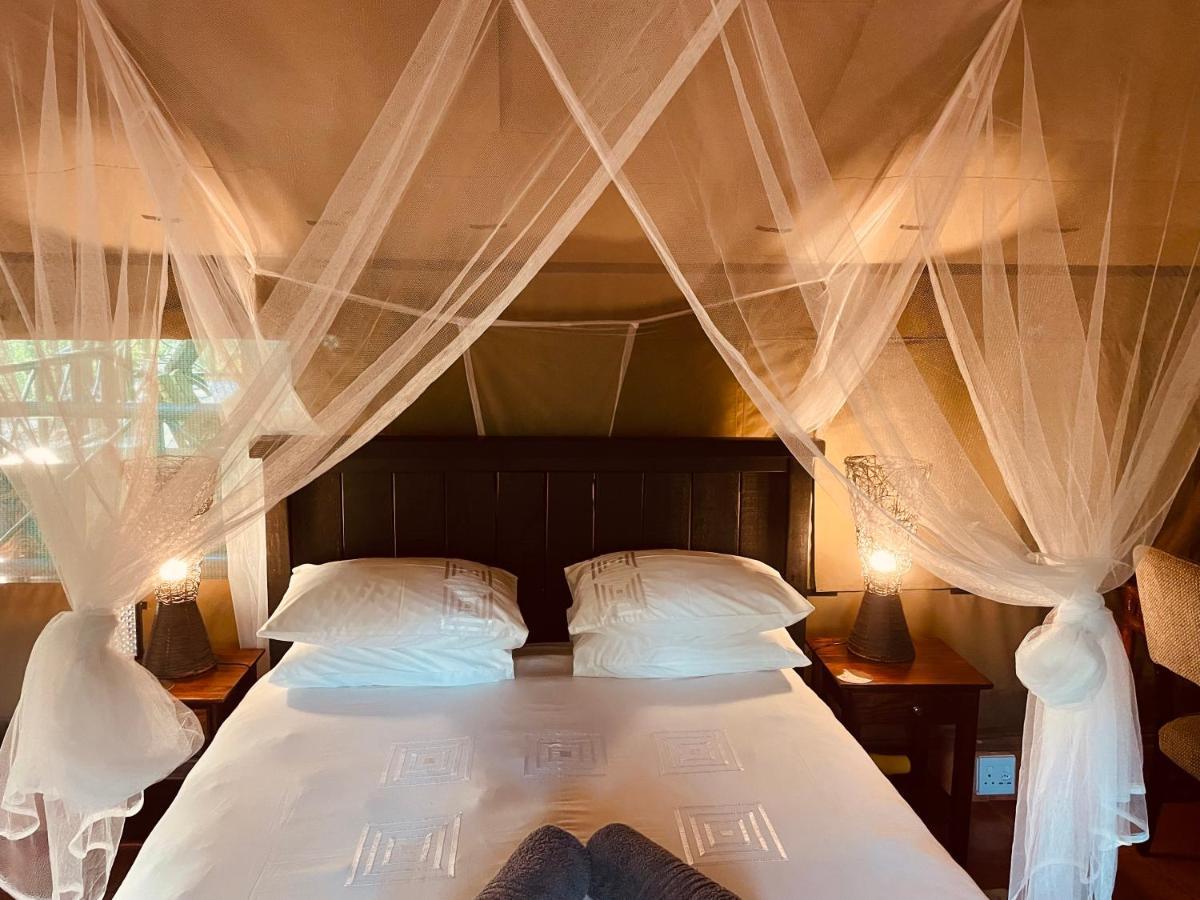 Nyala Luxury Safari Tents Campismo de Luxo Marloth Park
