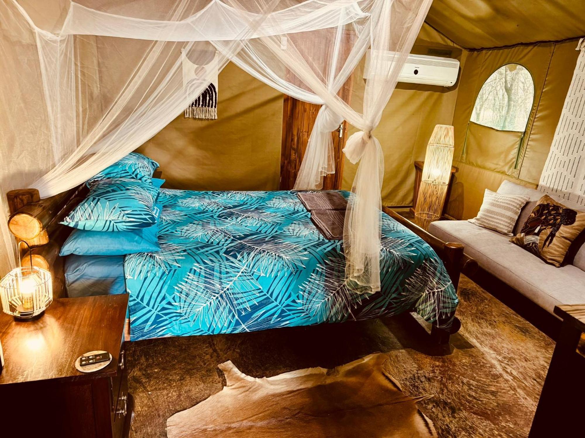 Nyala Luxury Safari Tents Campismo de Luxo Marloth Park